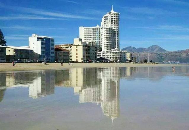 Hibernian Towers 807, Beach Road, Strand Exterior foto
